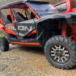 Meet your Posher, Dylan